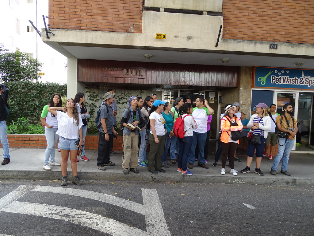 Identificando o vazamento na caixa acoplada Deca